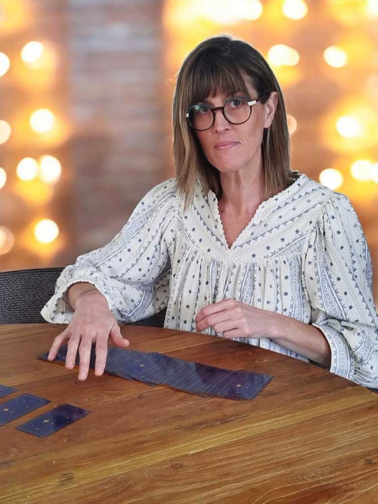 MYRIAM PUJOL : MYRIAMESSAGE :Voyance & Massages Énergétiques en Bretagne … Brest, Quimper, Lorient, Rennes, Nantes, Saint-Malo… Myriam PUJOL vous propose : la voyance, la guidance, Tirage Oracle de Belline, le nettoyage énergétique, le massage énergétique, le masssage tête Shirotchampi, le masssage pieds au Bol KANSU en résidences pour personnes âgées et en entreprises en Pays Bigouden et alentours. Brest, Quimper, Lorient, Rennes, Nantes, Saint-Malo. Finistère